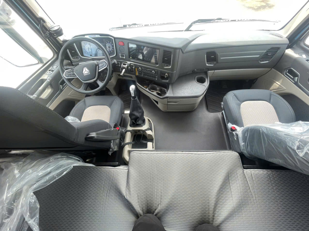 Xe đầu kéo Howo max 460HP
